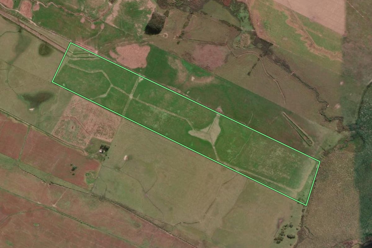 Imagem de satélite do imóvel rural em Santa Vitória do Palmar (RS), com o contorno declarado no CAR desenhado por cima.