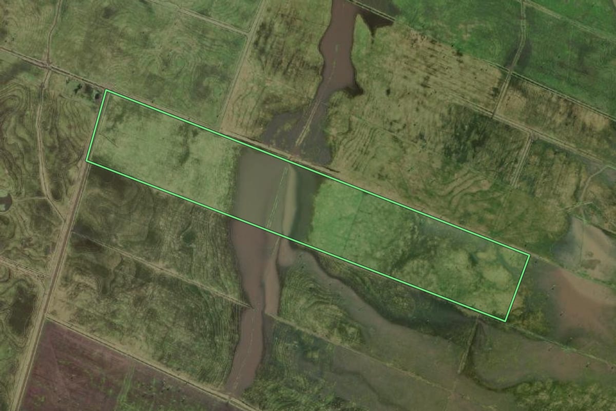 Imagem de satélite do imóvel rural em Santa Vitória do Palmar (RS), com o contorno declarado no CAR desenhado por cima.