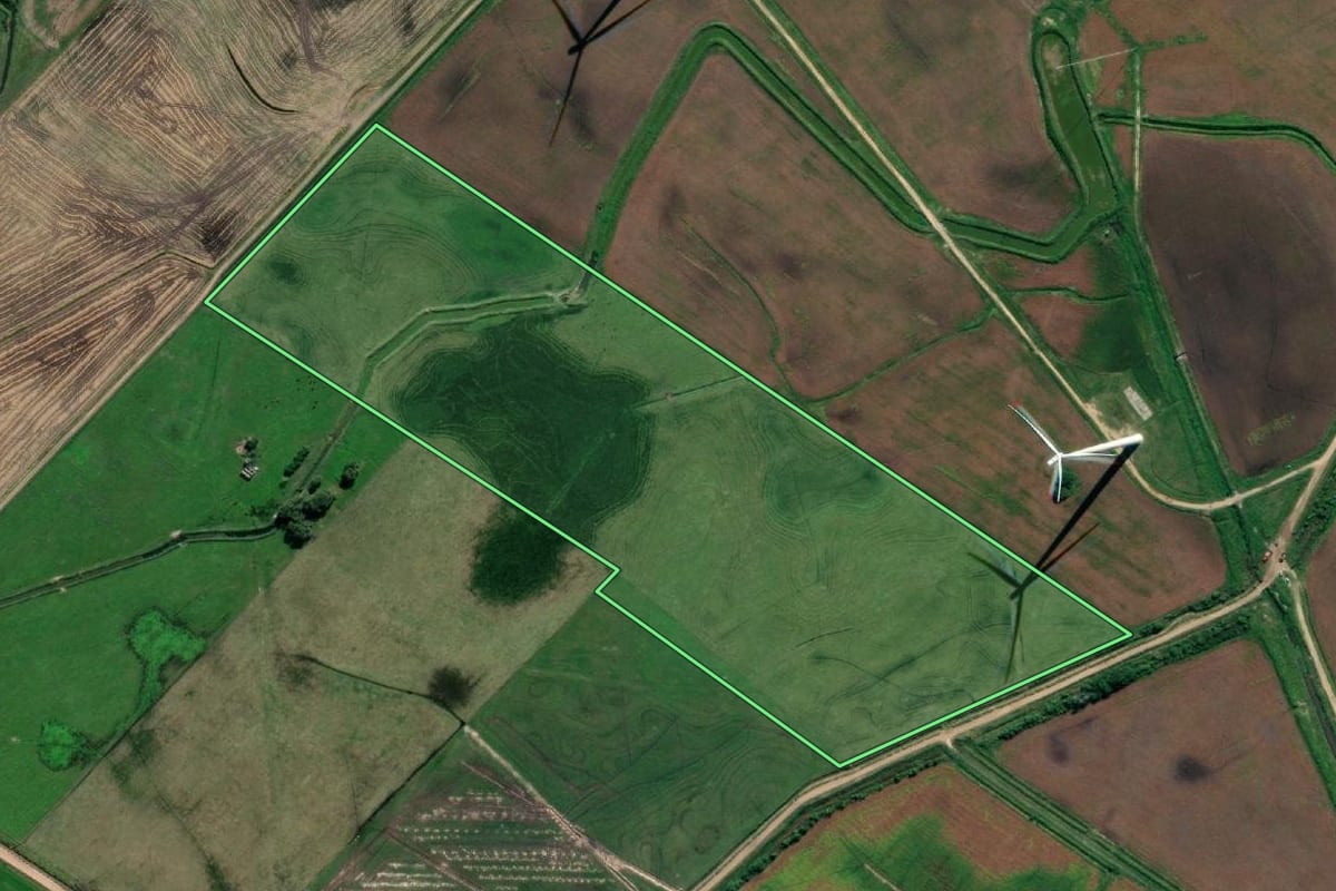 Imagem de satélite do imóvel rural em Santa Vitória do Palmar (RS), com o contorno declarado no CAR desenhado por cima.