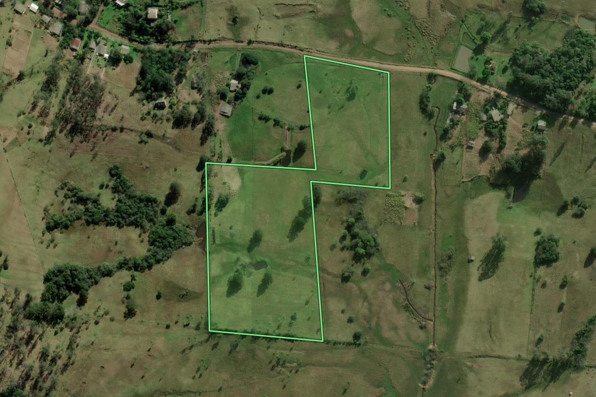 Imagem de satélite do imóvel rural em Santo Antônio da Patrulha (RS), com o contorno declarado no CAR desenhado por cima.