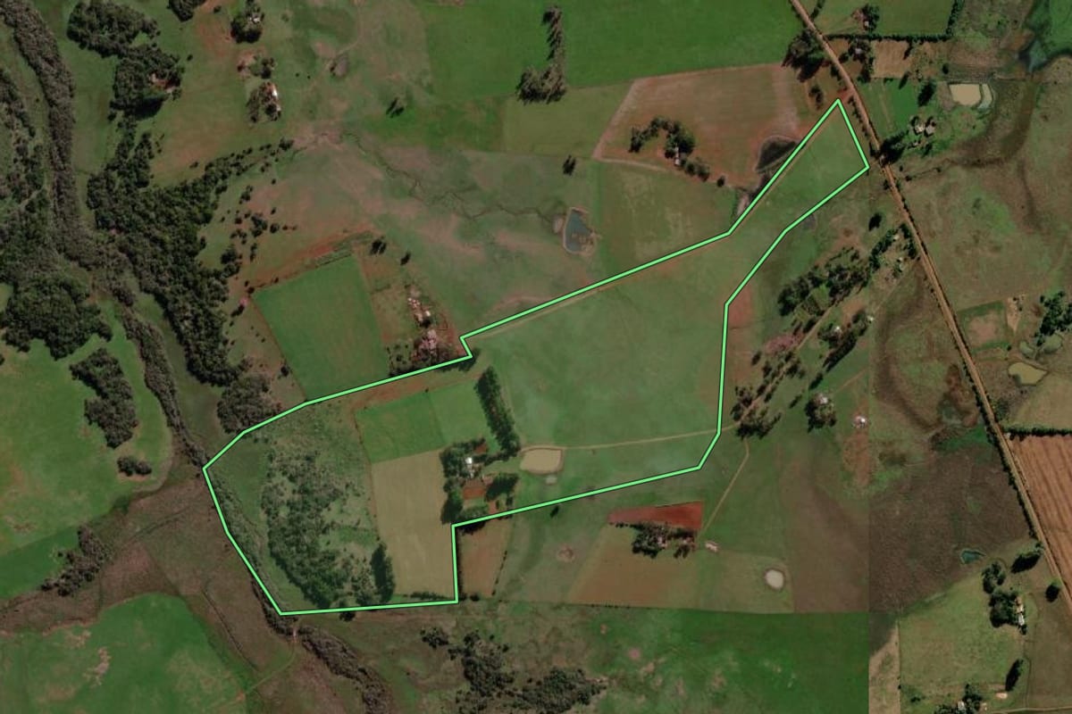 Imagem de satélite do imóvel rural em Santo Antônio das Missões (RS), com o contorno declarado no CAR desenhado por cima.