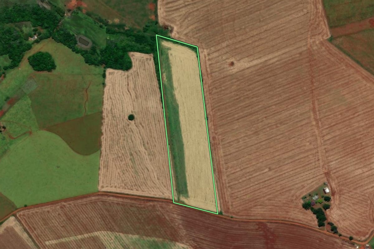 Imagem de satélite do imóvel rural em Santo Antônio das Missões (RS), com o contorno declarado no CAR desenhado por cima.