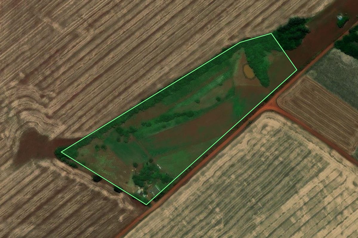 Imagem de satélite do imóvel rural em Santo Antônio das Missões (RS), com o contorno declarado no CAR desenhado por cima.