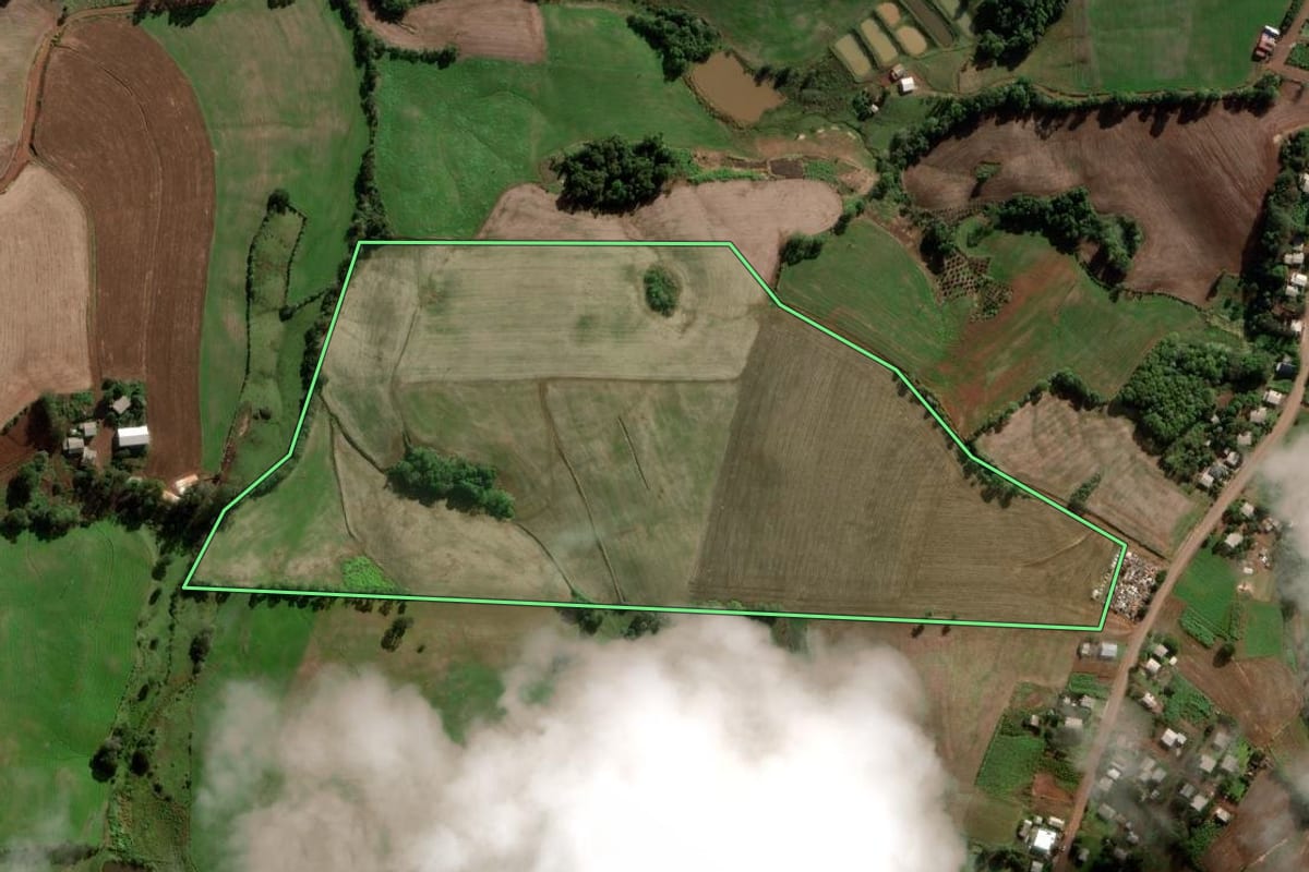 Imagem de satélite do imóvel rural em São José das Missões (RS), com o contorno declarado no CAR desenhado por cima.