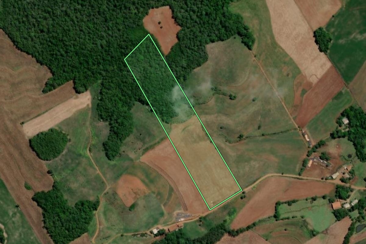 Imagem de satélite do imóvel rural em São José do Inhacorá (RS), com o contorno declarado no CAR desenhado por cima.