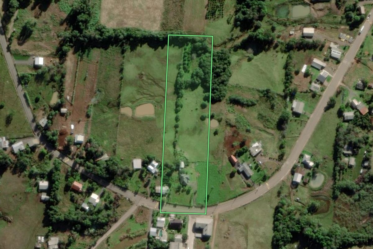 Imagem de satélite do imóvel rural em São José do Sul (RS), com o contorno declarado no CAR desenhado por cima.