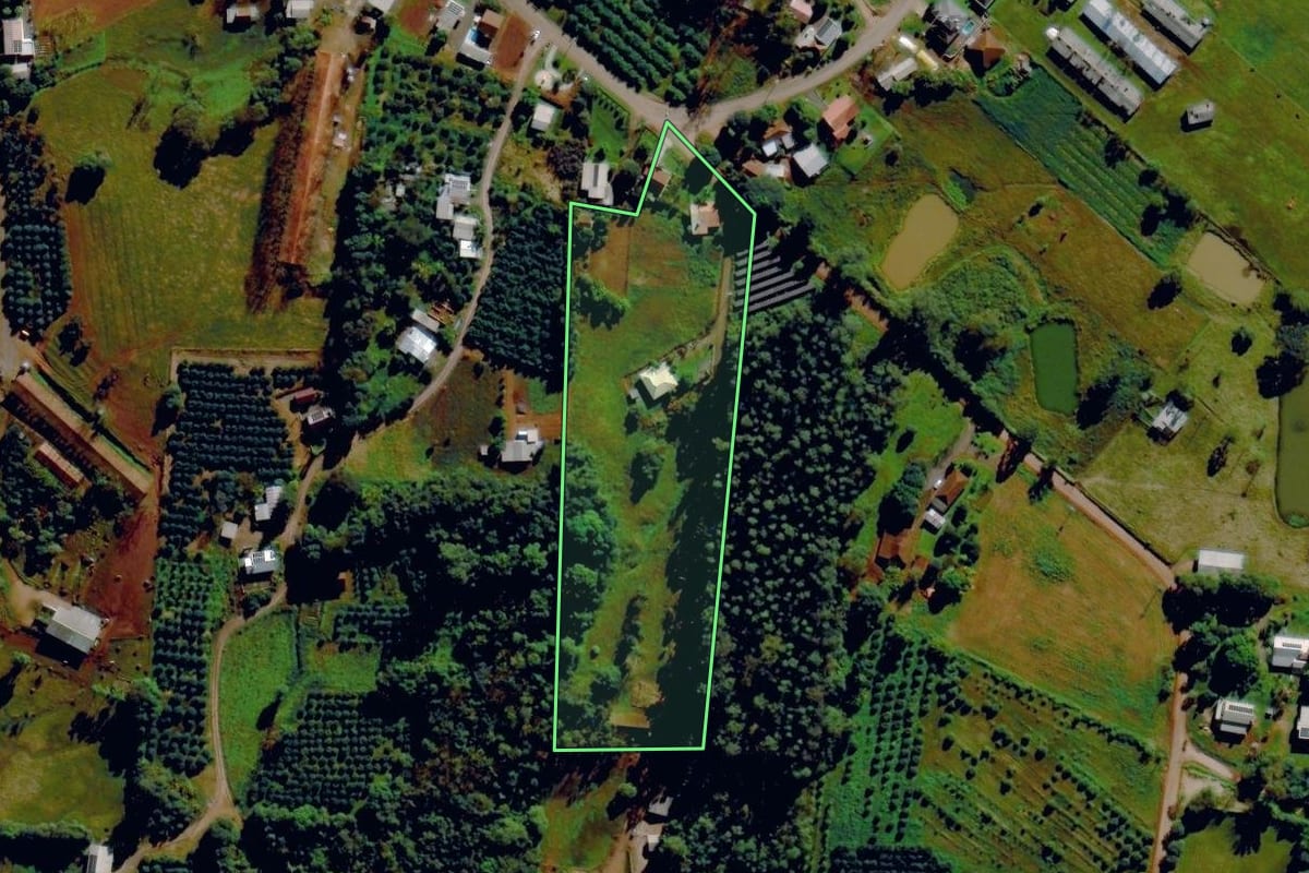 Imagem de satélite do imóvel rural em São José do Sul (RS), com o contorno declarado no CAR desenhado por cima.