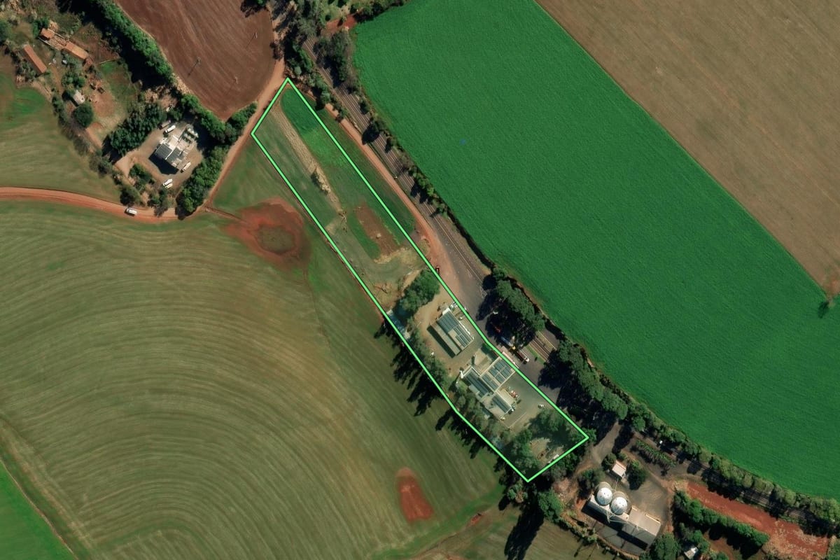 Imagem de satélite do imóvel rural em São Martinho (RS), com o contorno declarado no CAR desenhado por cima.
