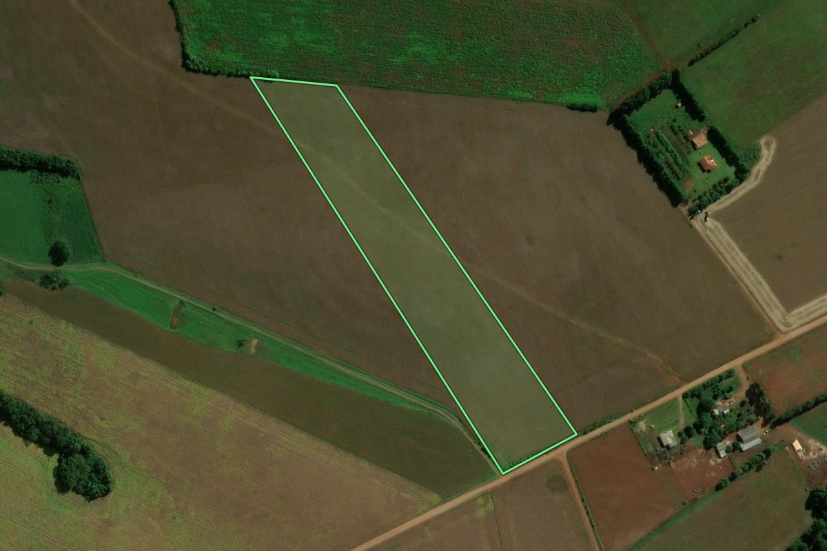 Imagem de satélite do imóvel rural em São Miguel das Missões (RS), com o contorno declarado no CAR desenhado por cima.