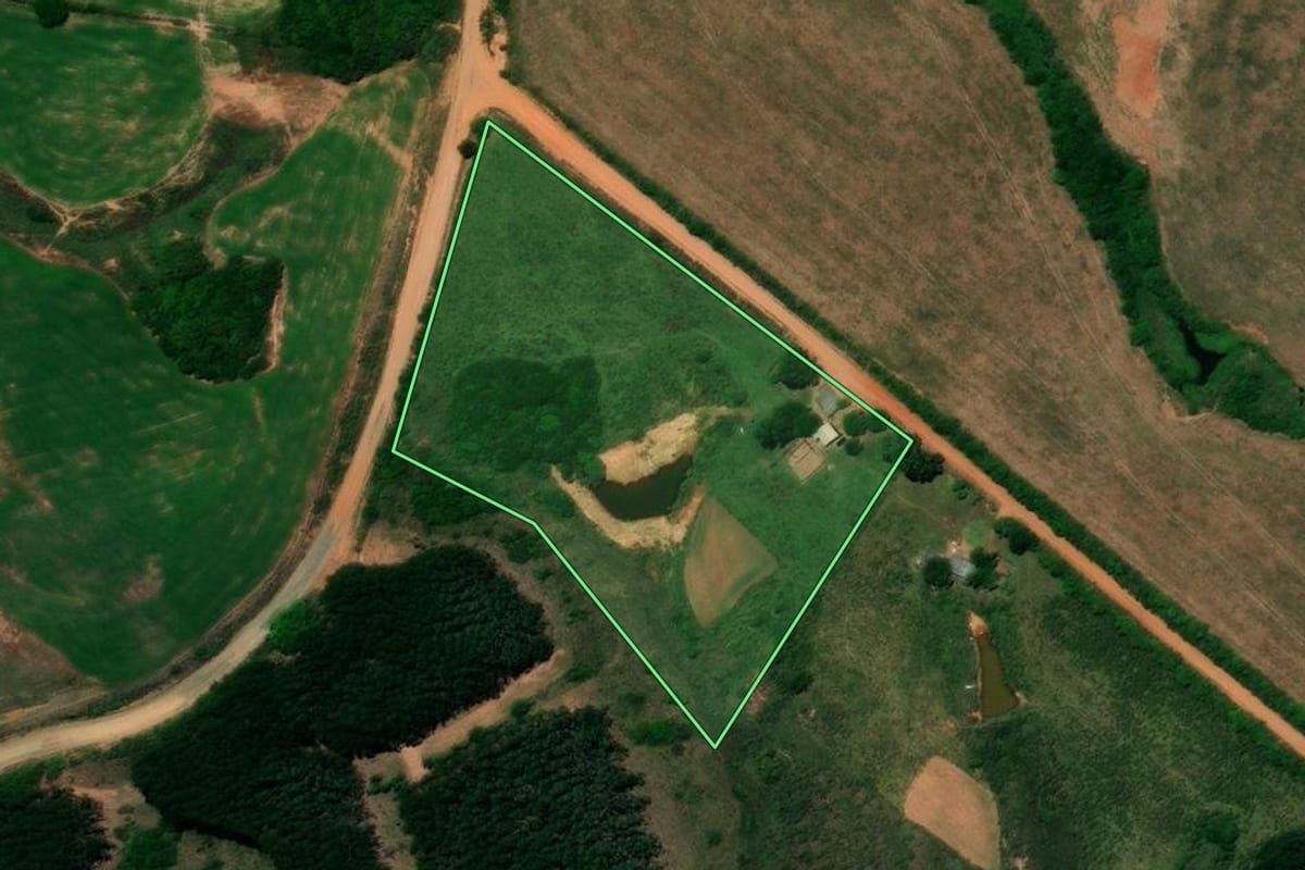 Imagem de satélite do imóvel rural em São Sepé (RS), com o contorno declarado no CAR desenhado por cima.