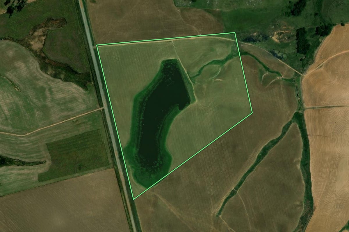 Imagem de satélite do imóvel rural em São Sepé (RS), com o contorno declarado no CAR desenhado por cima.
