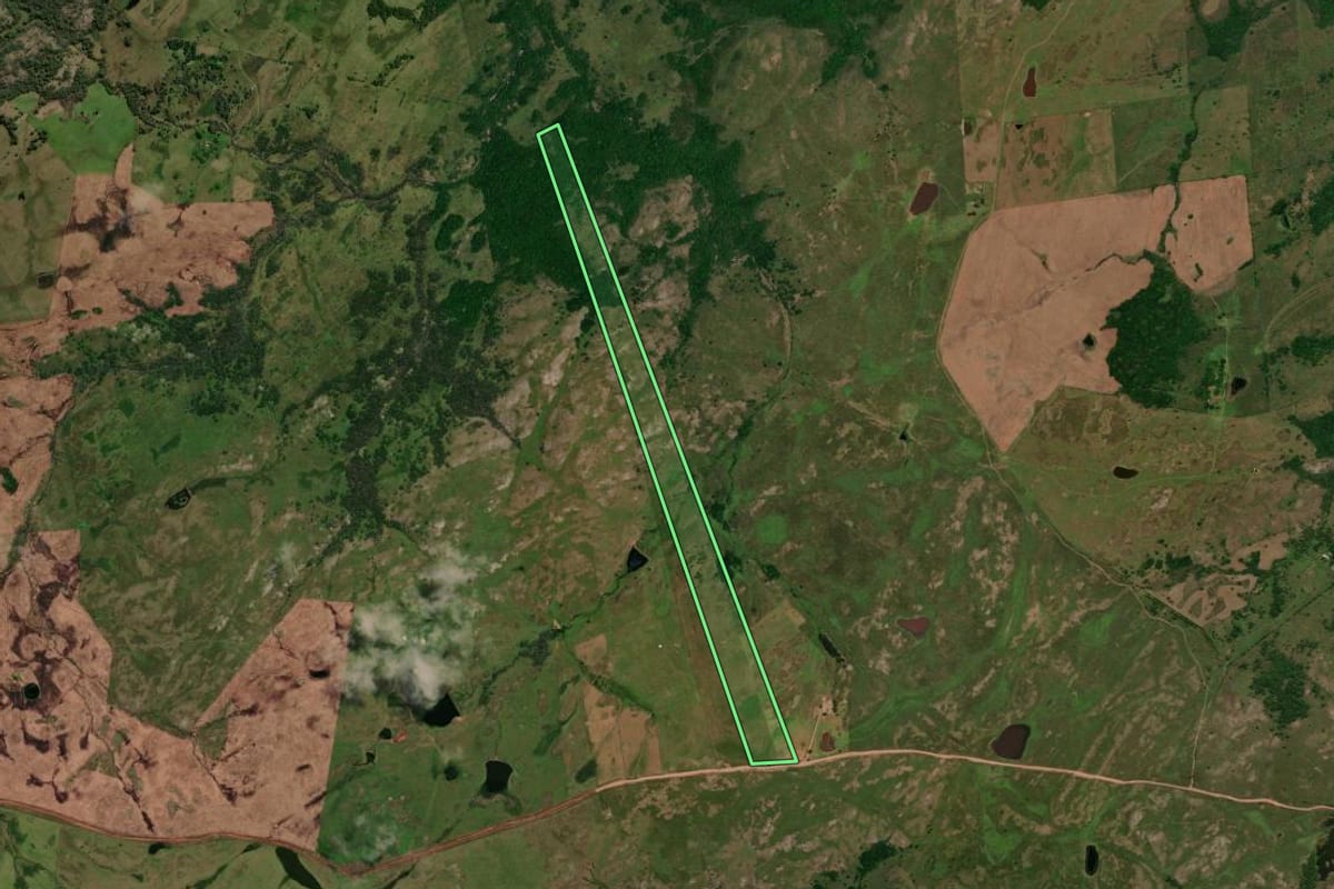 Imagem de satélite do imóvel rural em São Sepé (RS), com o contorno declarado no CAR desenhado por cima.