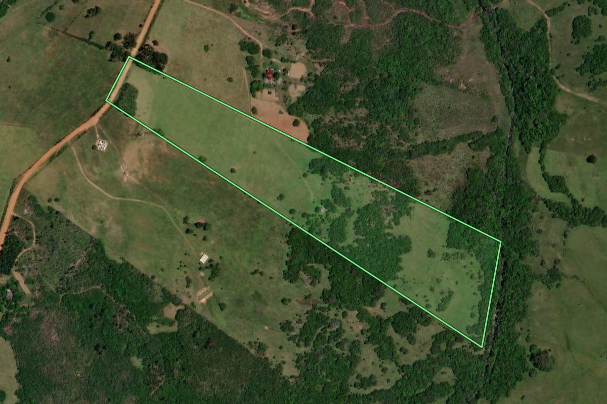Imagem de satélite do imóvel rural em São Sepé (RS), com o contorno declarado no CAR desenhado por cima.