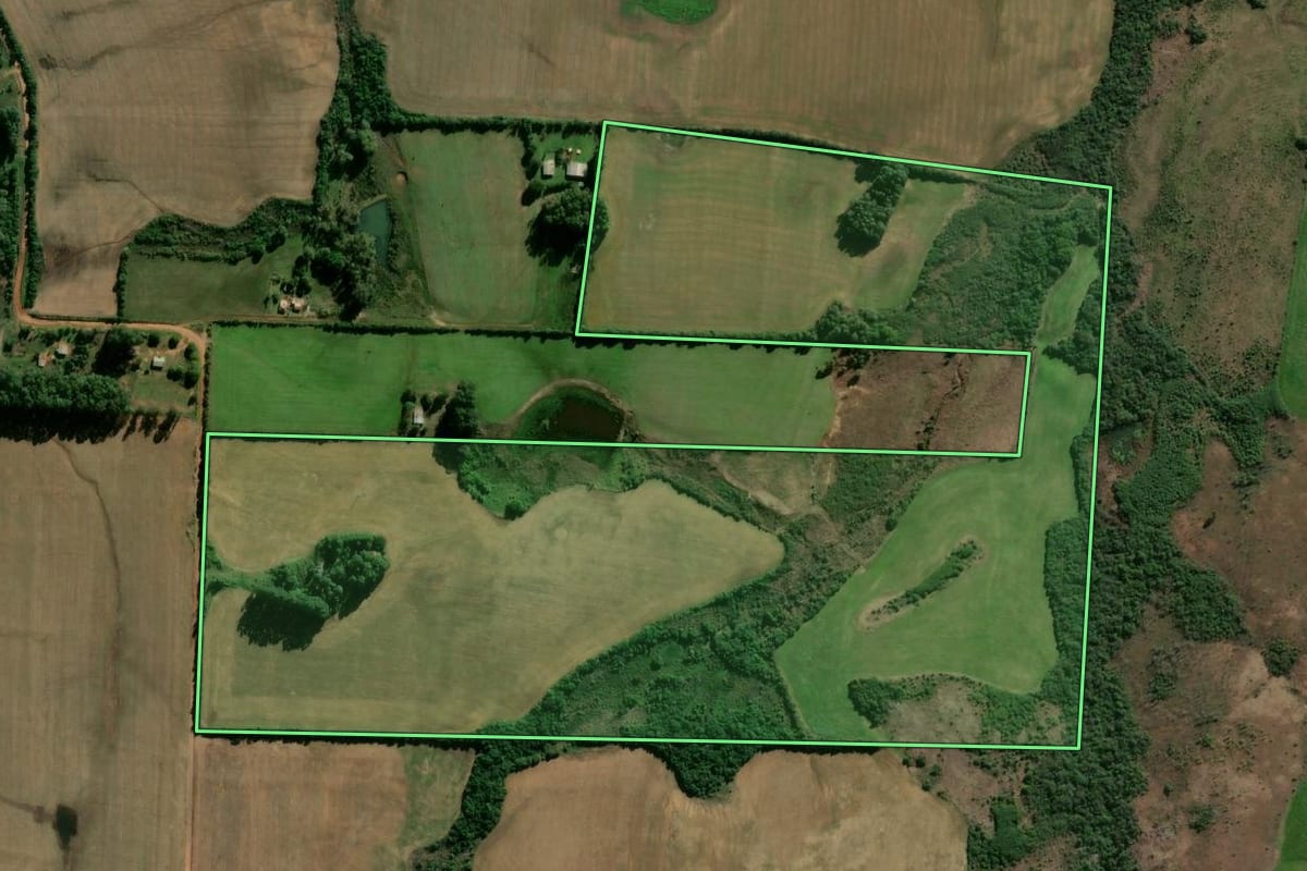 Imagem de satélite do imóvel rural em São Sepé (RS), com o contorno declarado no CAR desenhado por cima.