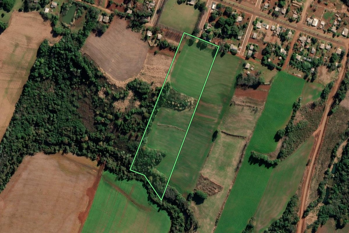 Imagem de satélite do imóvel rural em São Valério do Sul (RS), com o contorno declarado no CAR desenhado por cima.