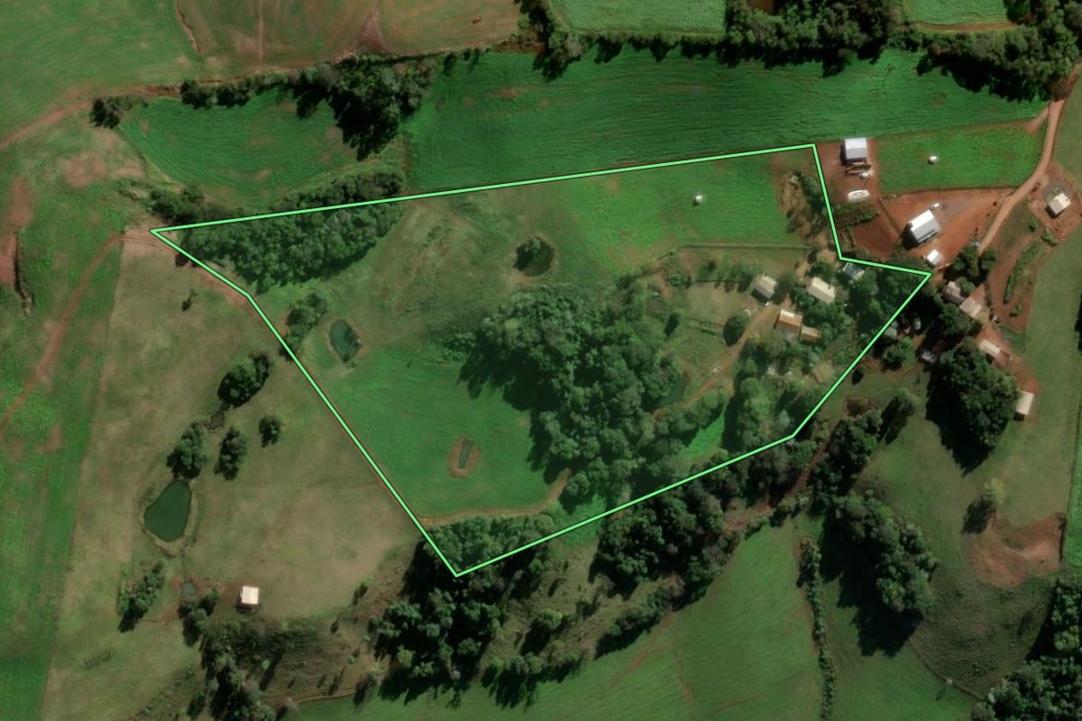 Imagem de satélite do imóvel rural em Seberi (RS), com o contorno declarado no CAR desenhado por cima.