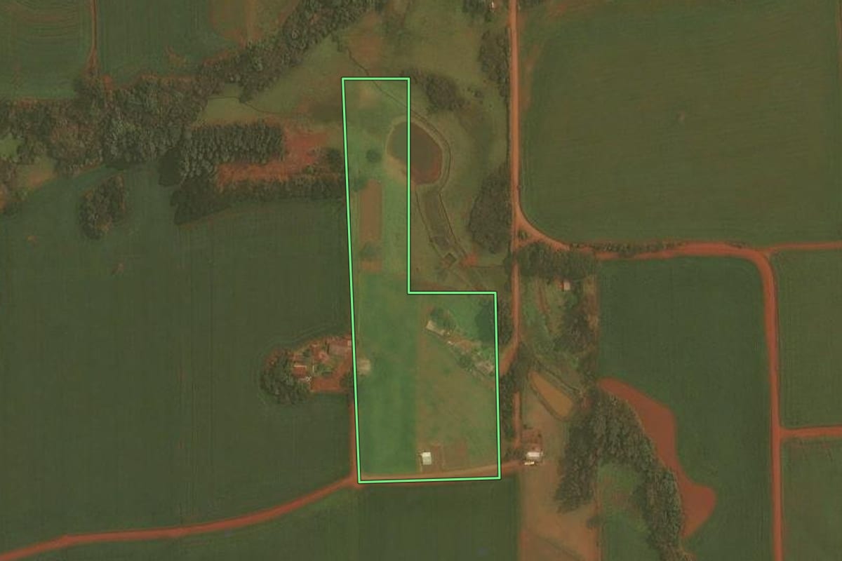Imagem de satélite do imóvel rural em Selbach (RS), com o contorno declarado no CAR desenhado por cima.