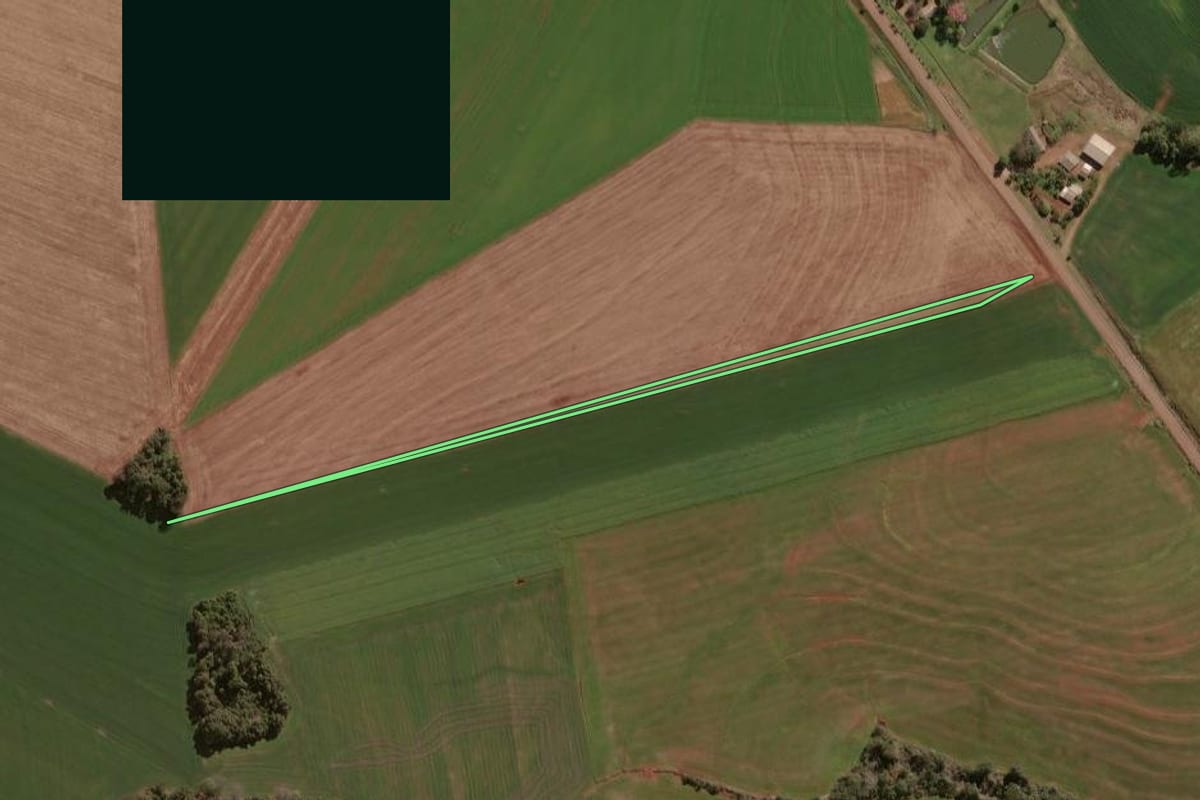 Imagem de satélite do imóvel rural em Selbach (RS), com o contorno declarado no CAR desenhado por cima.