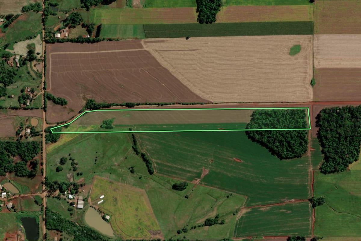 Imagem de satélite do imóvel rural em Senador Salgado Filho (RS), com o contorno declarado no CAR desenhado por cima.