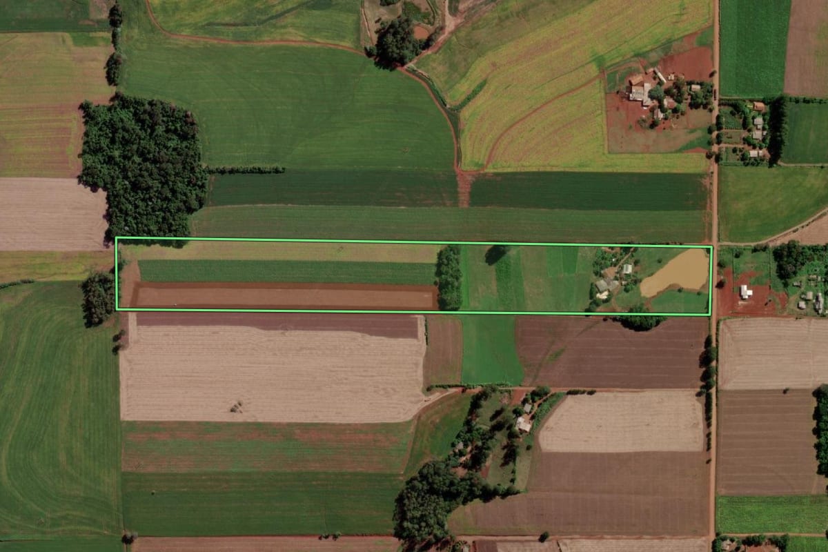 Imagem de satélite do imóvel rural em Senador Salgado Filho (RS), com o contorno declarado no CAR desenhado por cima.