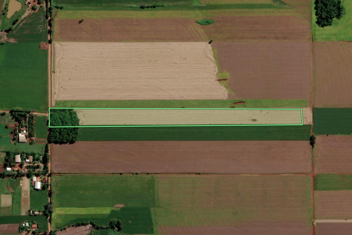 Imagem de satélite do imóvel rural em Senador Salgado Filho (RS), com o contorno declarado no CAR desenhado por cima.
