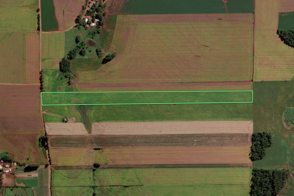 Imagem de satélite do imóvel rural em Senador Salgado Filho (RS), com o contorno declarado no CAR desenhado por cima.