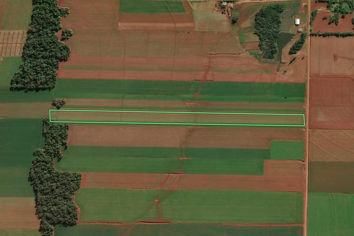 Imagem de satélite do imóvel rural em Senador Salgado Filho (RS), com o contorno declarado no CAR desenhado por cima.