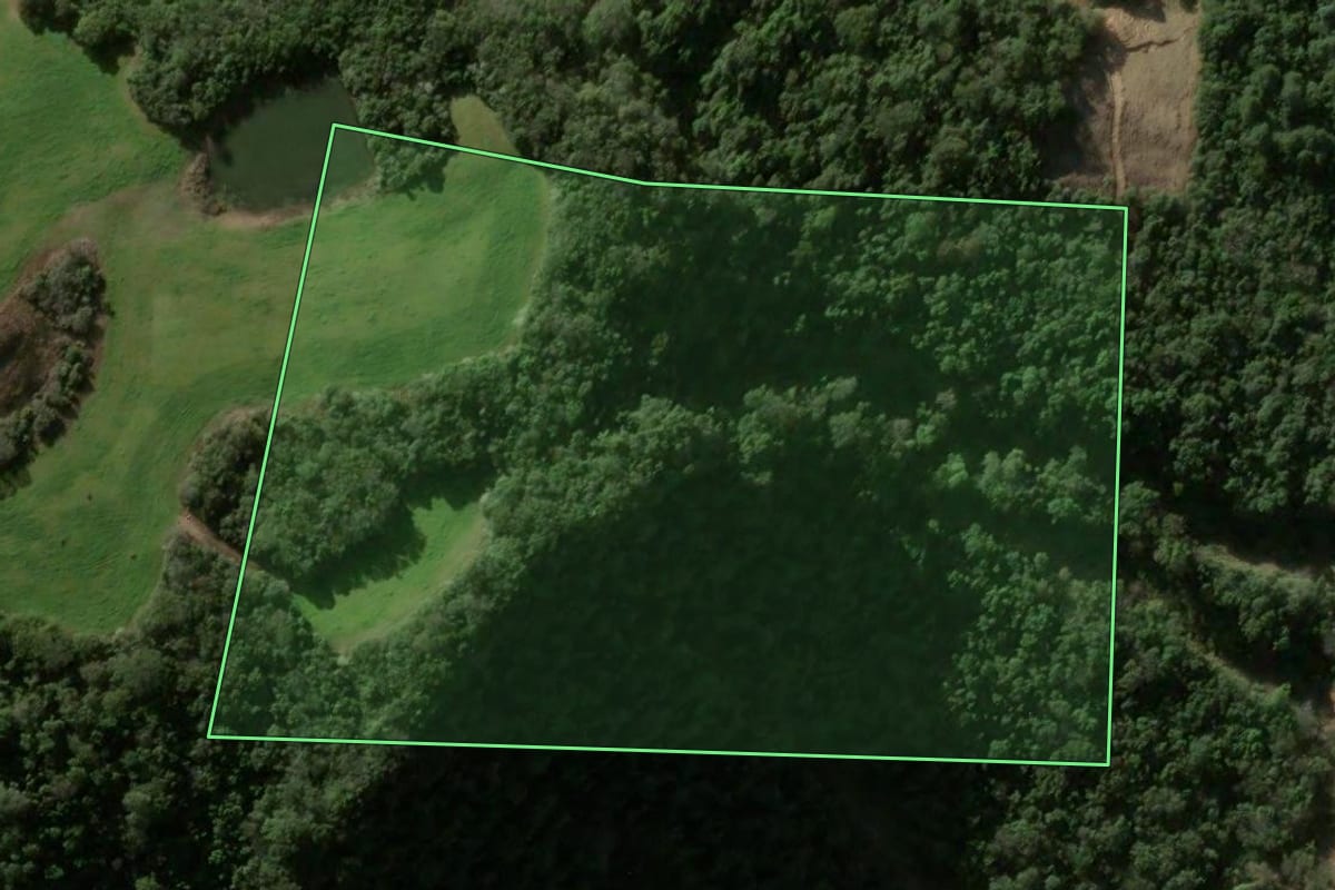 Imagem de satélite do imóvel rural em Silveira Martins (RS), com o contorno declarado no CAR desenhado por cima.