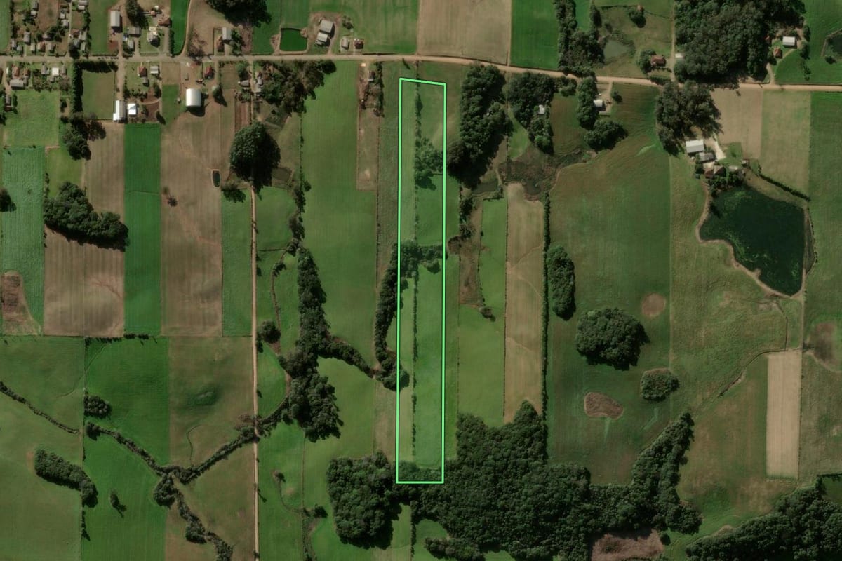 Imagem de satélite do imóvel rural em Silveira Martins (RS), com o contorno declarado no CAR desenhado por cima.