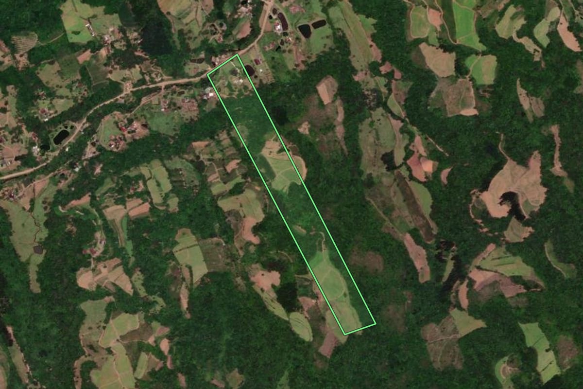 Imagem de satélite do imóvel rural em Sinimbu (RS), com o contorno declarado no CAR desenhado por cima.
