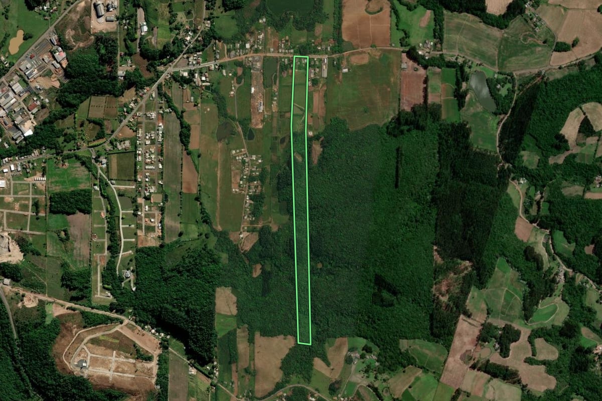 Imagem de satélite do imóvel rural em Sobradinho (RS), com o contorno declarado no CAR desenhado por cima.