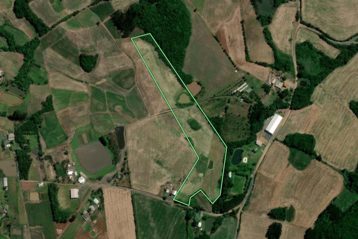 Imagem de satélite do imóvel rural em Sobradinho (RS), com o contorno declarado no CAR desenhado por cima.