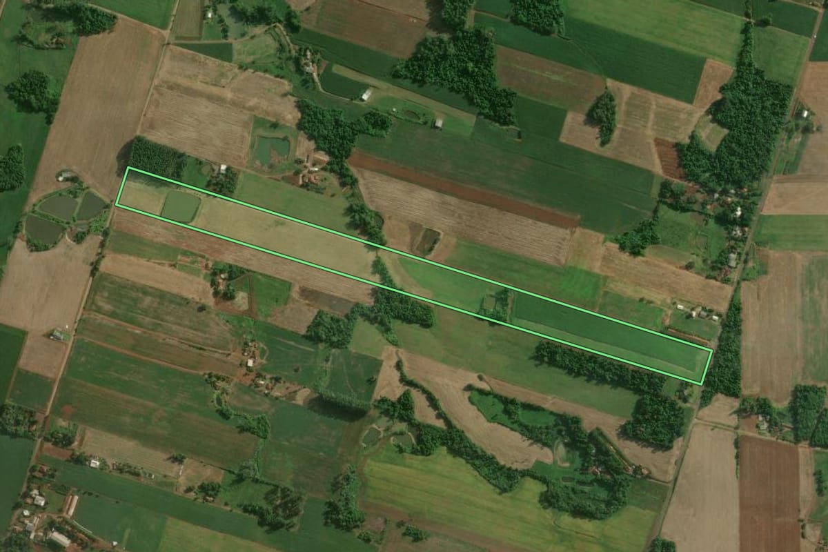 Imagem de satélite do imóvel rural em Teutônia (RS), com o contorno declarado no CAR desenhado por cima.