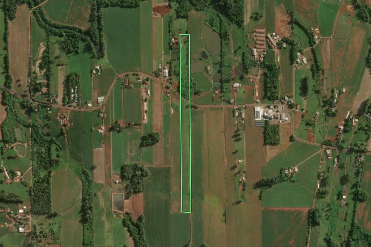 Imagem de satélite do imóvel rural em Teutônia (RS), com o contorno declarado no CAR desenhado por cima.