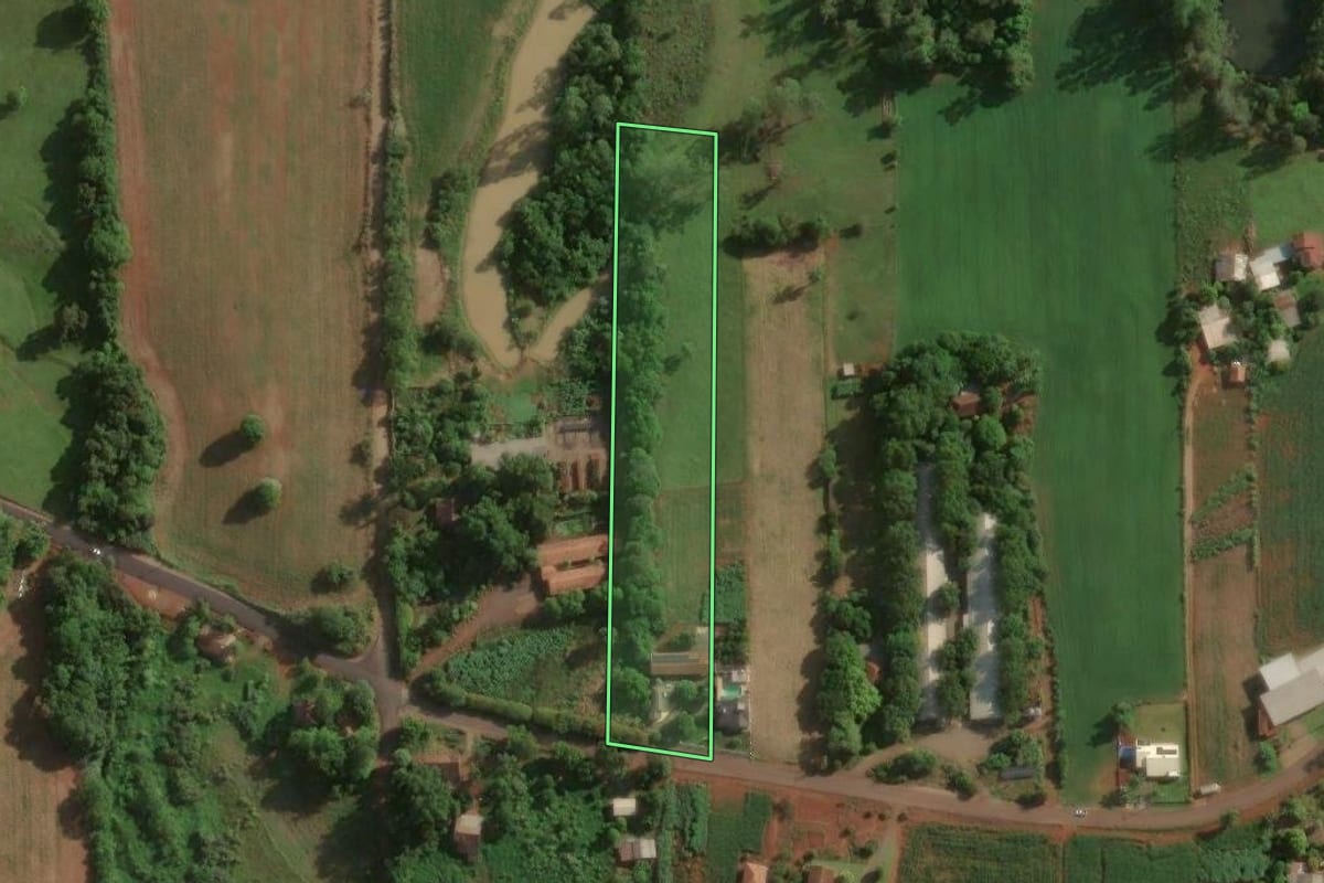 Imagem de satélite do imóvel rural em Teutônia (RS), com o contorno declarado no CAR desenhado por cima.