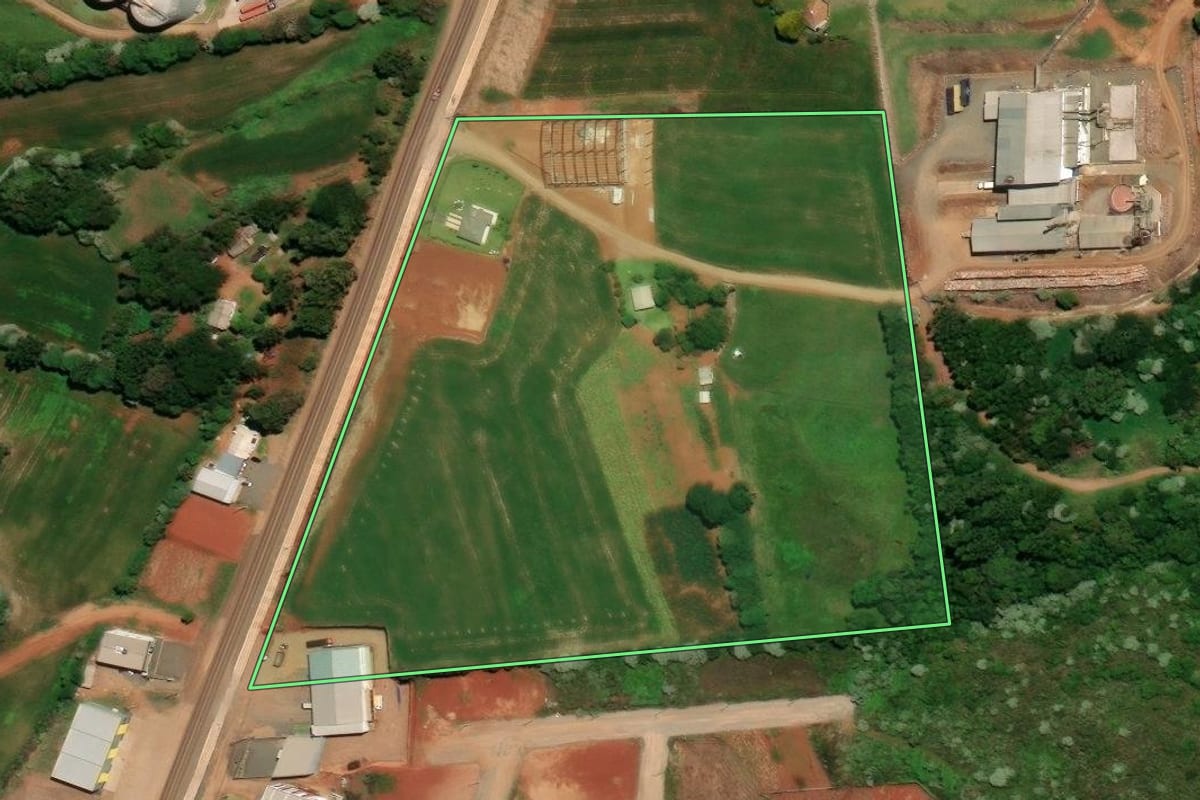Imagem de satélite do imóvel rural em Trindade do Sul (RS), com o contorno declarado no CAR desenhado por cima.