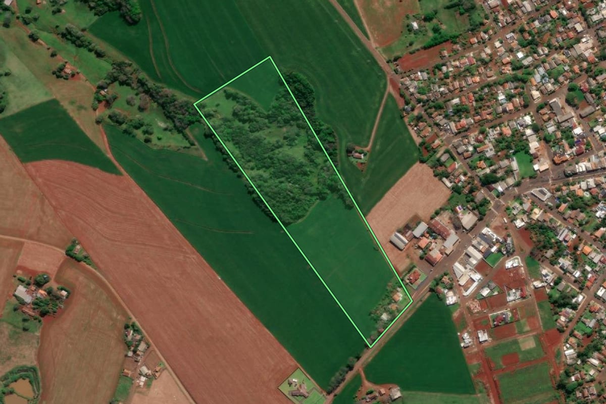 Imagem de satélite do imóvel rural em Tucunduva (RS), com o contorno declarado no CAR desenhado por cima.