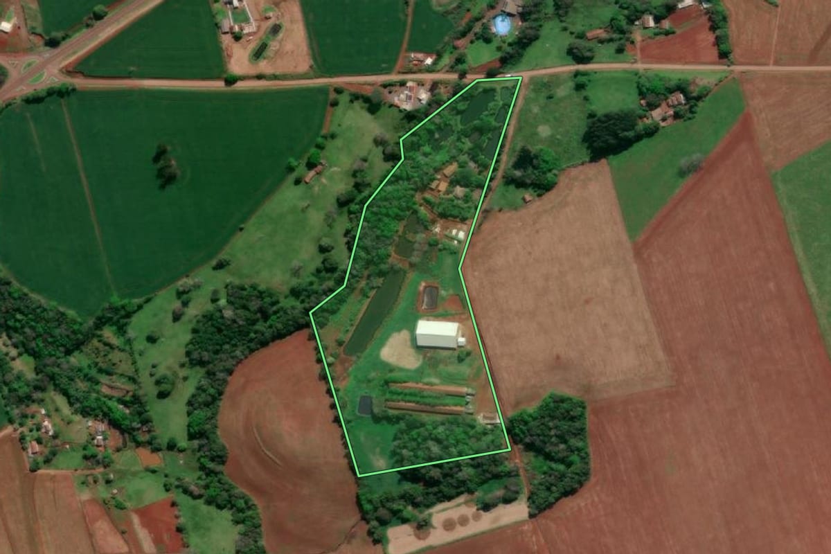 Imagem de satélite do imóvel rural em Tucunduva (RS), com o contorno declarado no CAR desenhado por cima.