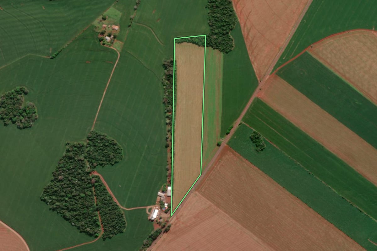Imagem de satélite do imóvel rural em Tucunduva (RS), com o contorno declarado no CAR desenhado por cima.
