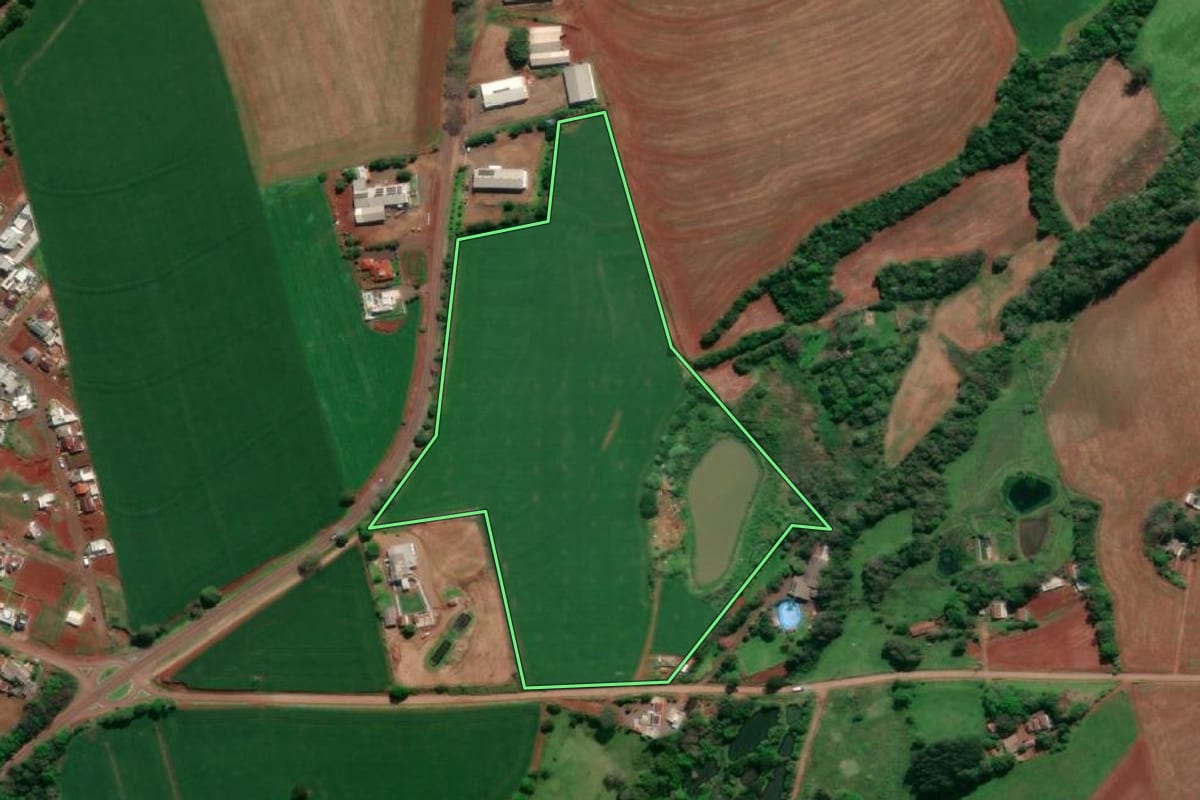 Imagem de satélite do imóvel rural em Tucunduva (RS), com o contorno declarado no CAR desenhado por cima.