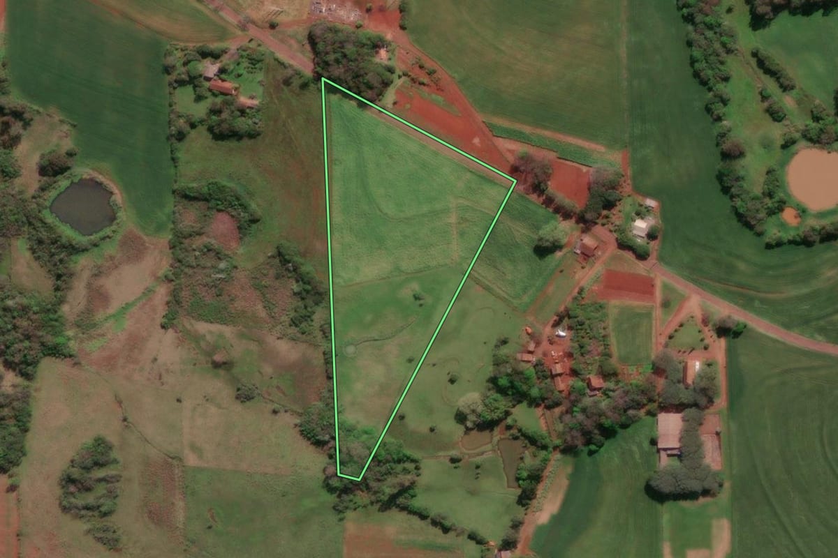 Imagem de satélite do imóvel rural em Tucunduva (RS), com o contorno declarado no CAR desenhado por cima.