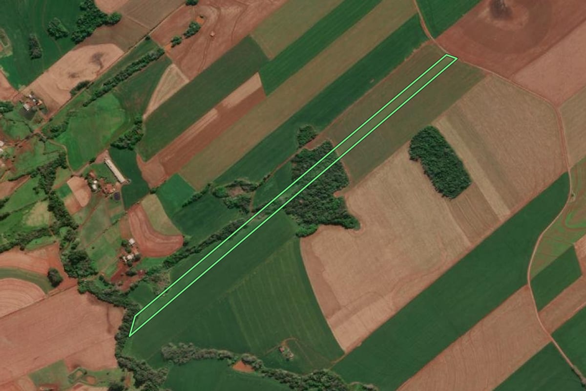 Imagem de satélite do imóvel rural em Tucunduva (RS), com o contorno declarado no CAR desenhado por cima.
