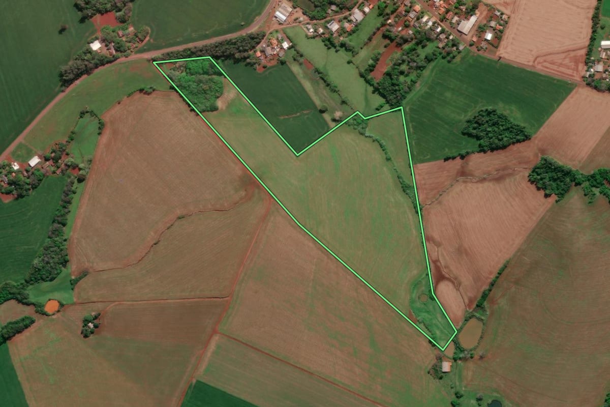 Imagem de satélite do imóvel rural em Tucunduva (RS), com o contorno declarado no CAR desenhado por cima.