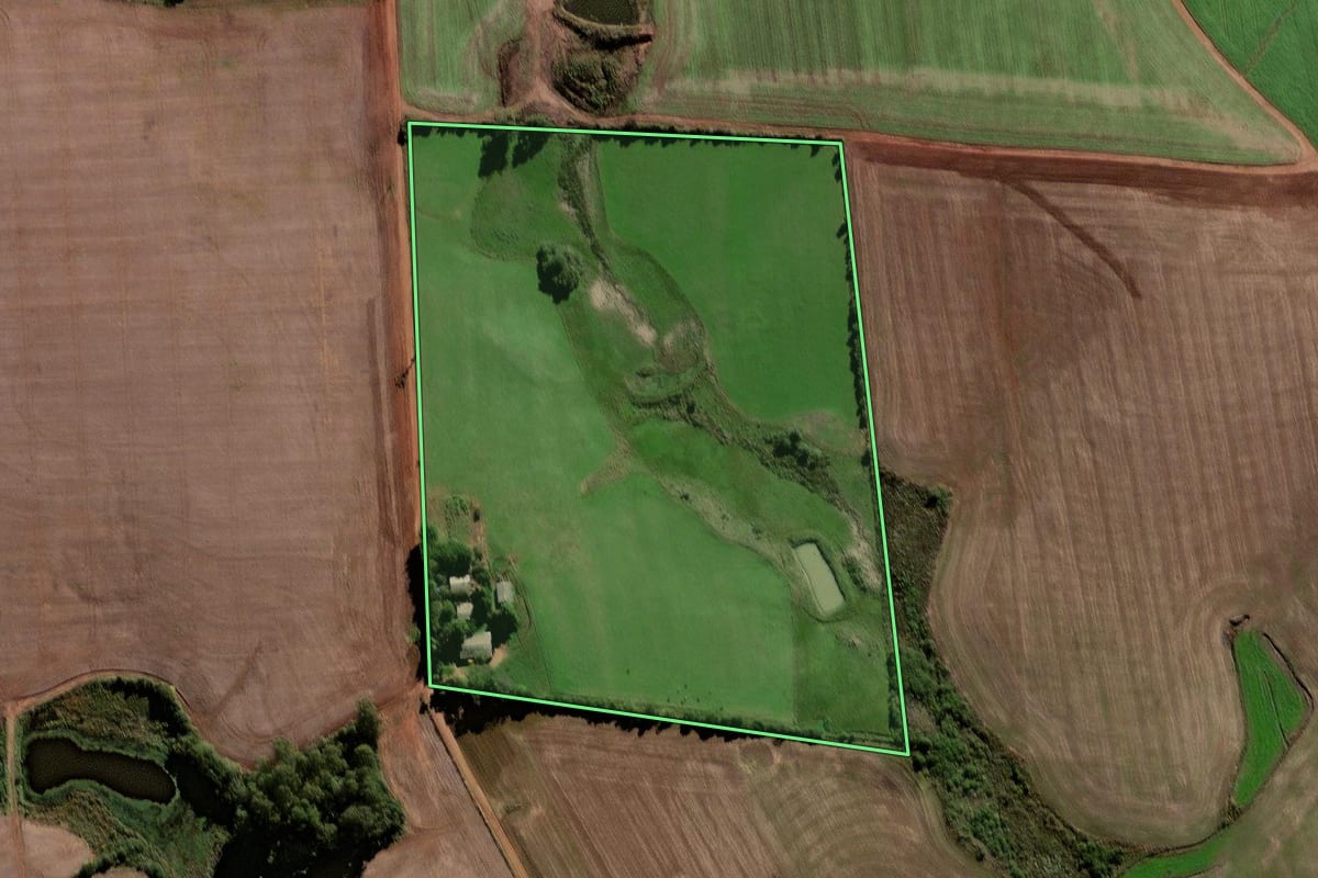 Imagem de satélite do imóvel rural em Tupanciretã (RS), com o contorno declarado no CAR desenhado por cima.