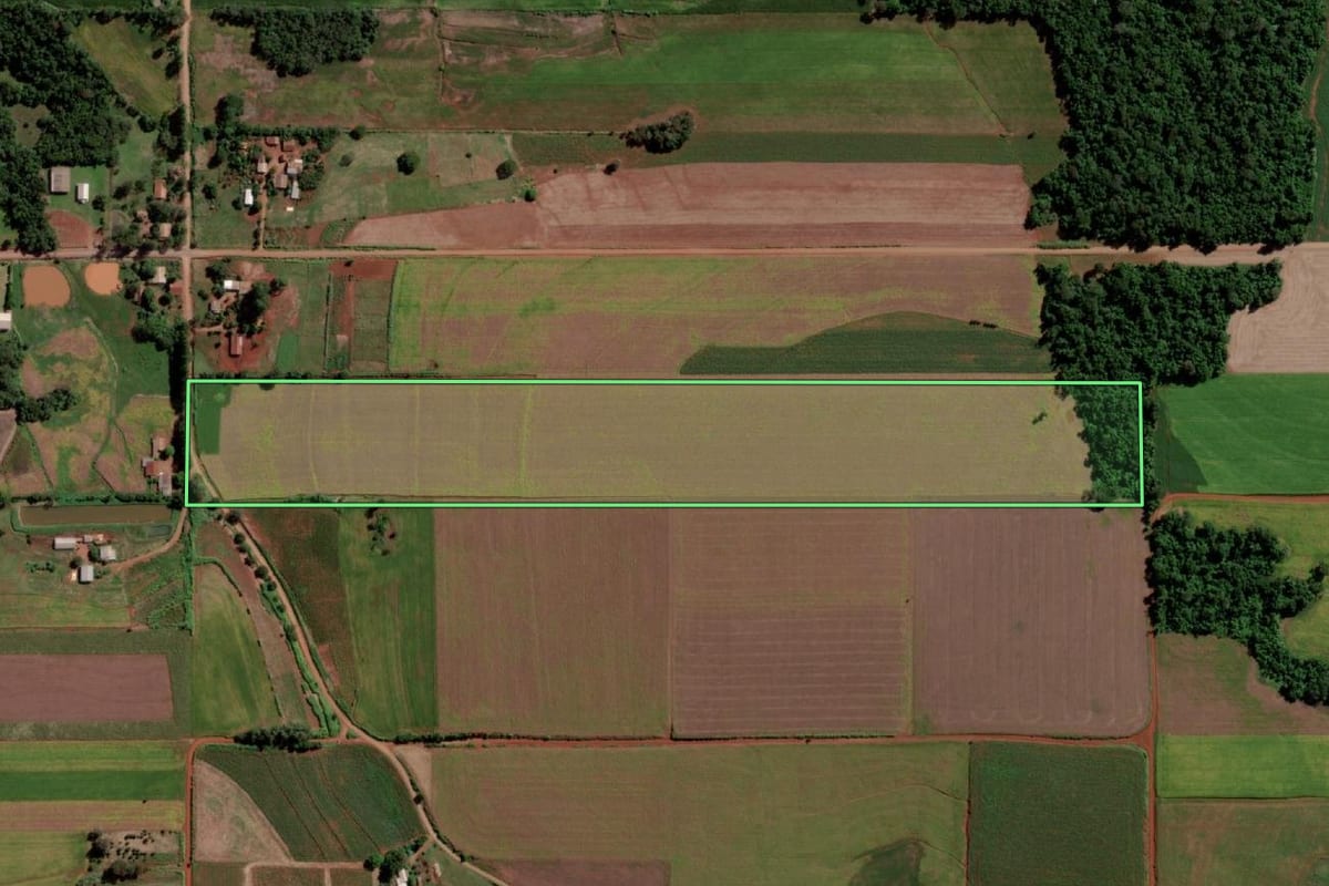 Imagem de satélite do imóvel rural em Ubiretama (RS), com o contorno declarado no CAR desenhado por cima.