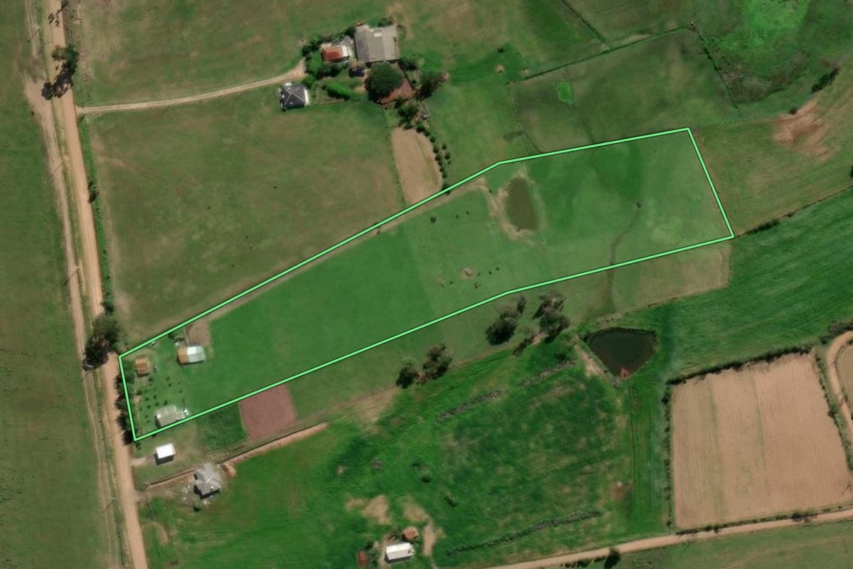 Imagem de satélite do imóvel rural em Vale Verde (RS), com o contorno declarado no CAR desenhado por cima.