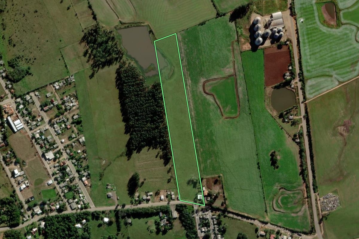 Imagem de satélite do imóvel rural em Vale Verde (RS), com o contorno declarado no CAR desenhado por cima.