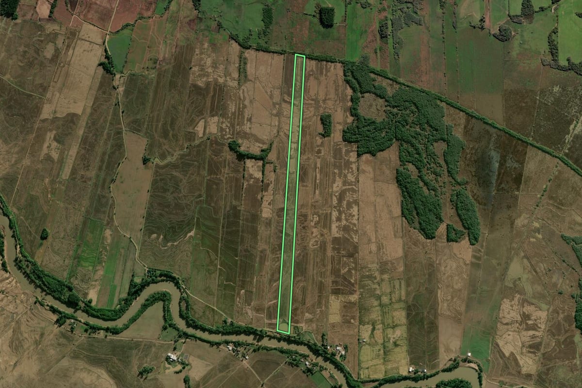 Imagem de satélite do imóvel rural em Vale do Sol (RS), com o contorno declarado no CAR desenhado por cima.