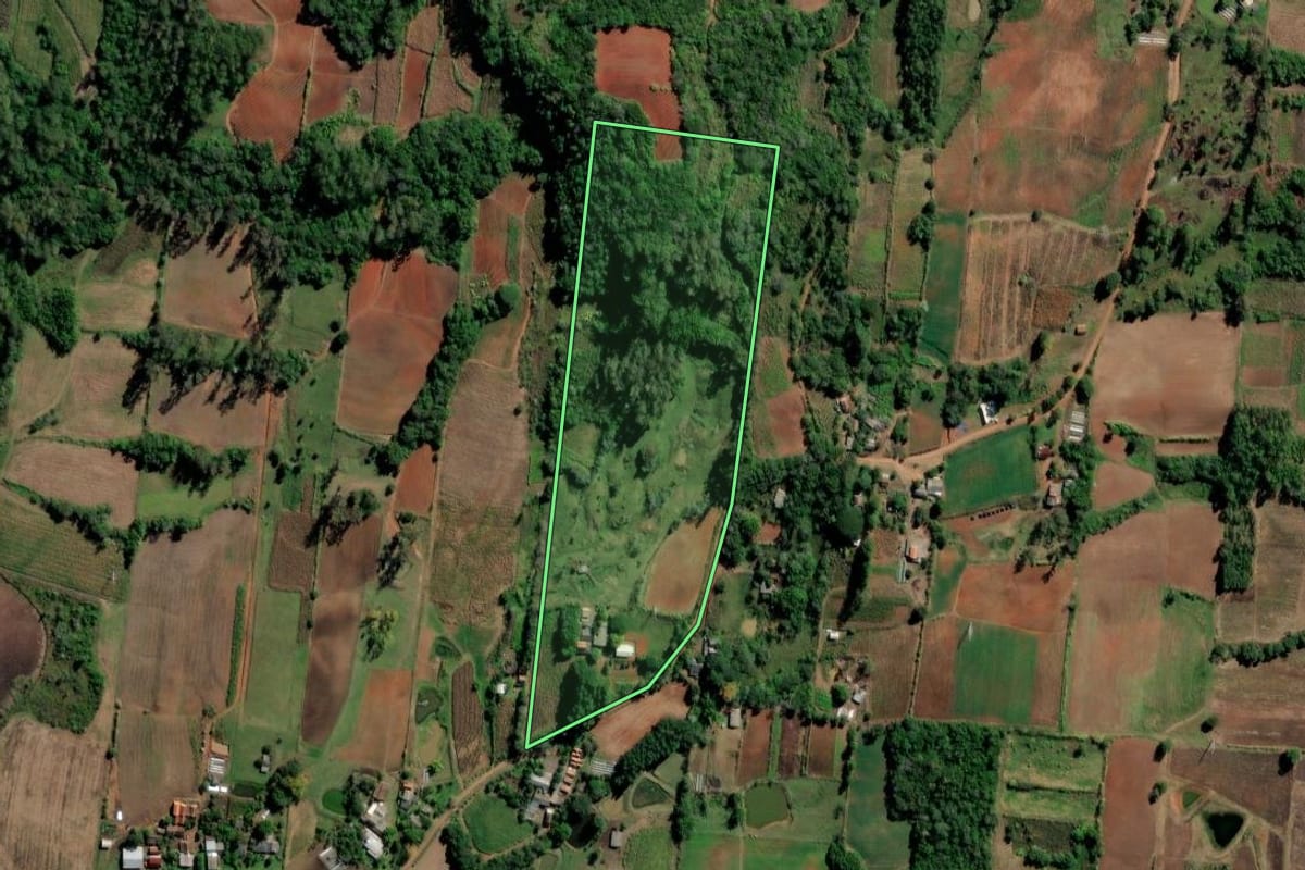 Imagem de satélite do imóvel rural em Vale do Sol (RS), com o contorno declarado no CAR desenhado por cima.