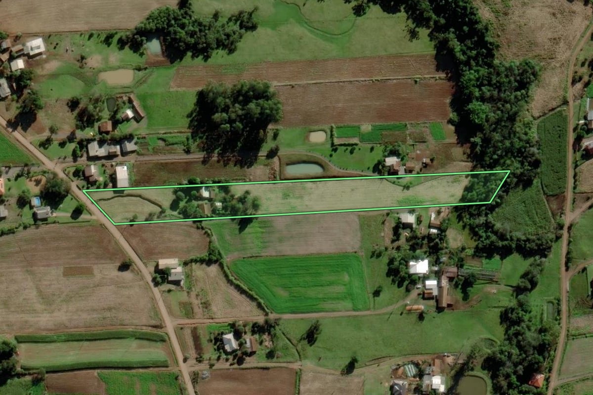 Imagem de satélite do imóvel rural em Venâncio Aires (RS), com o contorno declarado no CAR desenhado por cima.